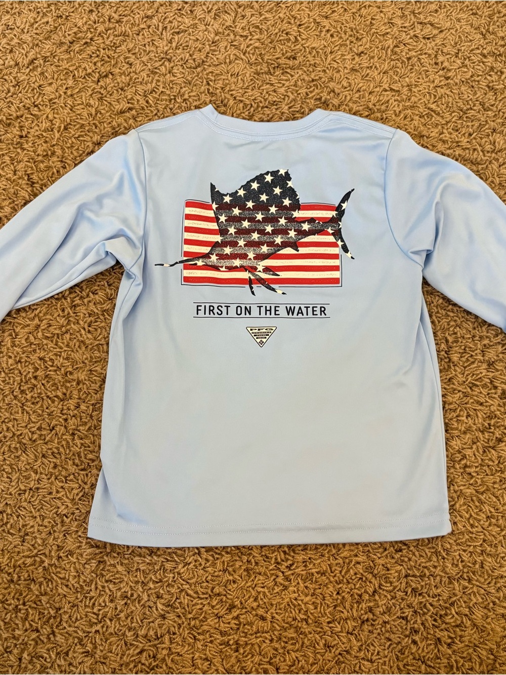 Columbia Light Blue Performance Shirt, Size XS (6/7)